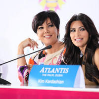 Kim Kardashian and Kris Jenner at the press conference for the launch of Millions Of Milkshakes | Picture 101700